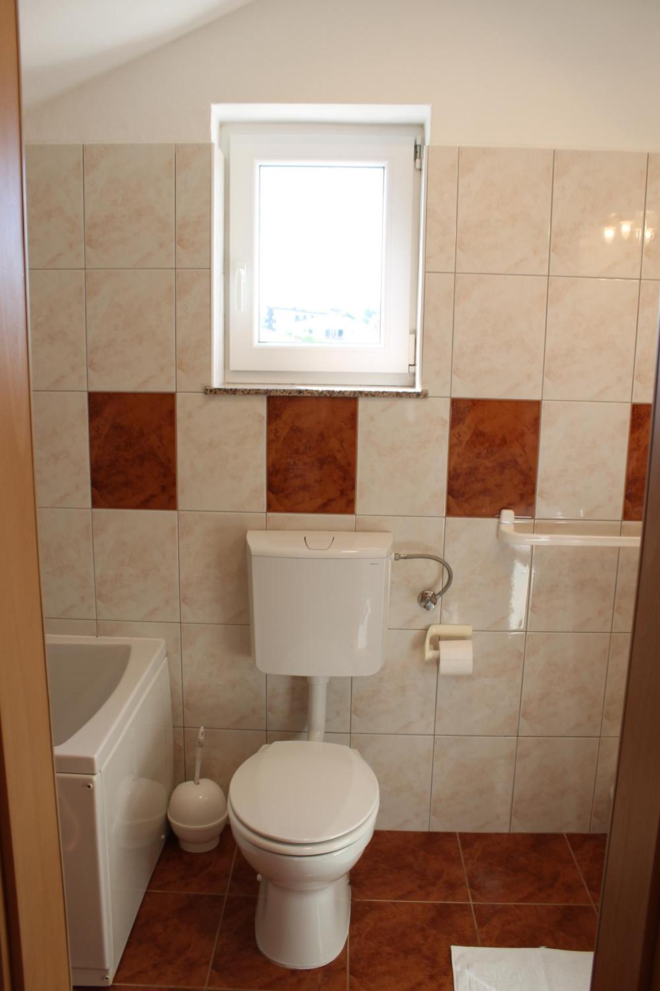 Apartmani Mladenka Малинска Экстерьер фото